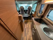 Fahrzeugbild Weinsberg CaraCore 650 MEG/9-G Automatik/Einzelbetten+Hub #10