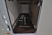 Fahrzeugbild Carado T338 EDITION24 /EINZELBETTEN/HUBBETT/MARKISE #7