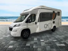 Fahrzeugbild Bürstner Lyseo IT 710 G Harmony-Line/Festbett+Hubbett #3