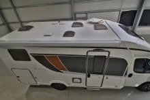 Fahrzeugbild Bürstner Lyseo IT 710 G Harmony-Line/Festbett+Hubbett #6