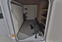 Fahrzeugbild Bürstner Lyseo IT 710 G Harmony-Line/Festbett+Hubbett #7