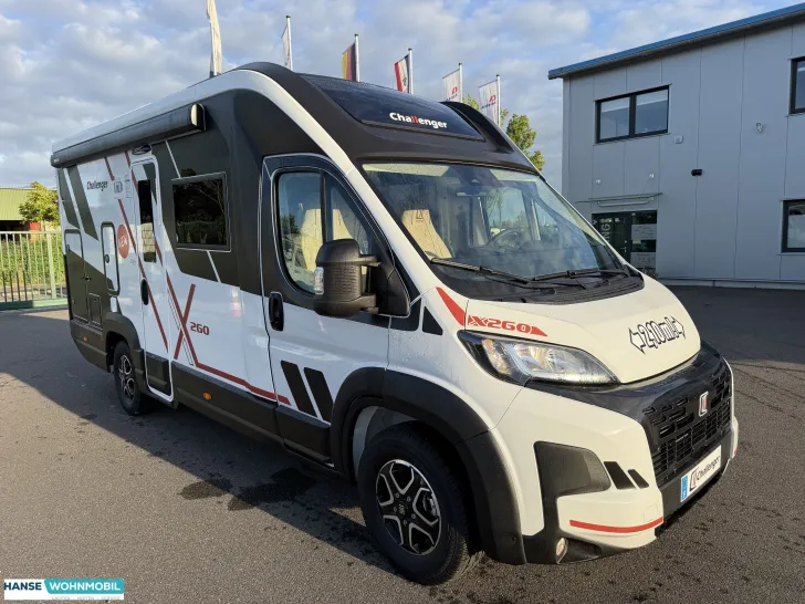 Fahrzeugbild Challenger X260 Open Edition 2027 #1