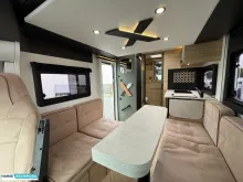 Fahrzeugbild Challenger X260 Open Edition 2027 #9