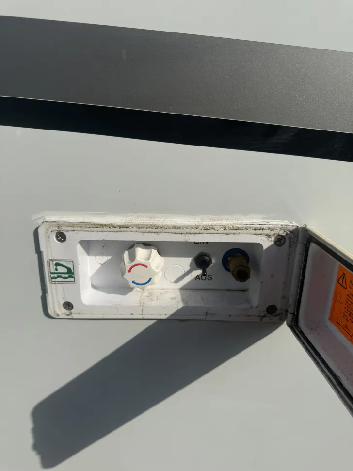 Fahrzeugbild Dethleffs Advantage T 5901 Solarmodul, Lithium-batterie #17