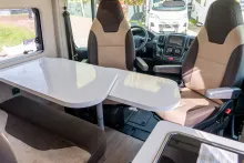 Fahrzeugbild Challenger V 114 *Solar*Querbett*RFK*1. Hand* #12
