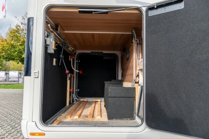Fahrzeugbild Le Voyageur 7.8 GJF *Hubstützen*2xKlima*Luftfeder*Gastank* #6
