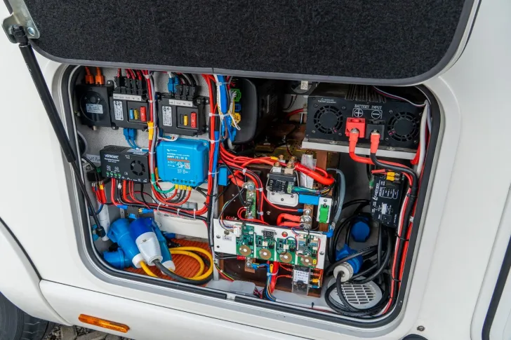 Fahrzeugbild Le Voyageur 7.8 GJF *Hubstützen*2xKlima*Luftfeder*Gastank* #7