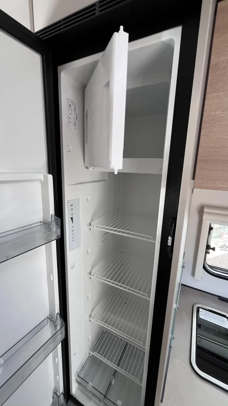 Fahrzeugbild LMC Tracer 690 EL #13