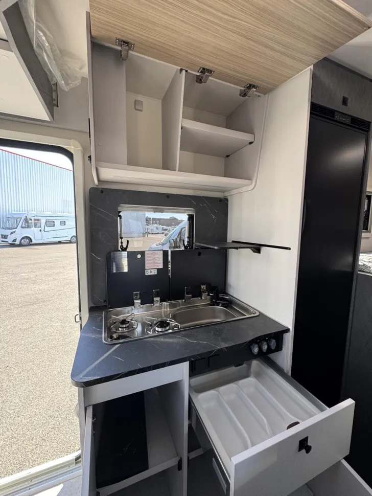Fahrzeugbild Etrusco V Ford 6.8 SF #9