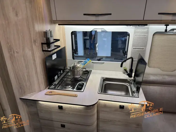 Fahrzeugbild Eura Mobil Profila T 726 EF #24