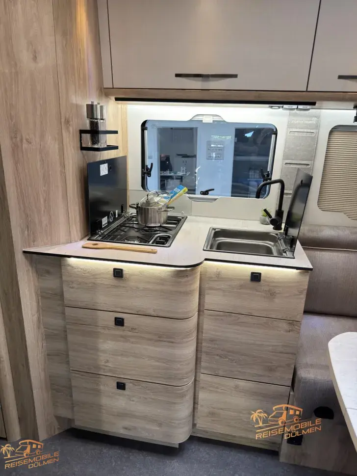 Fahrzeugbild Eura Mobil Profila T 726 EF #25