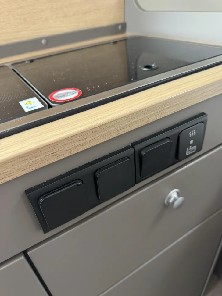 Fahrzeugbild LMC Innovan 600 /Automatik/Backrack #16
