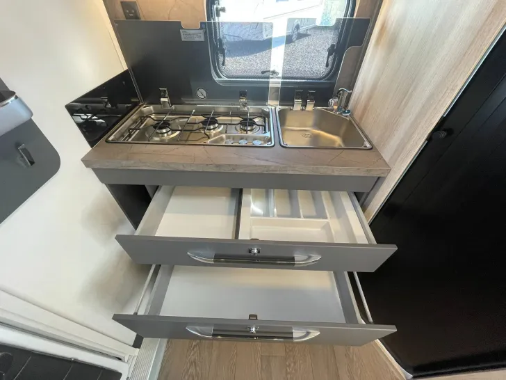 Fahrzeugbild Hobby De Luxe 460 SL MJ2027 #18