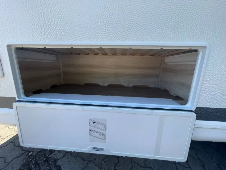Fahrzeugbild Hobby De Luxe 460 LU #39