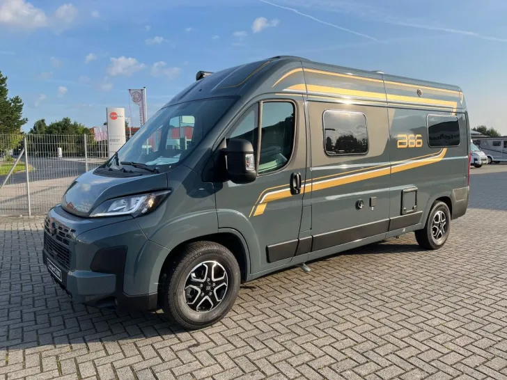 Fahrzeugbild Bürstner B66 600 C Automatik, Sofort Lieferbar! #1