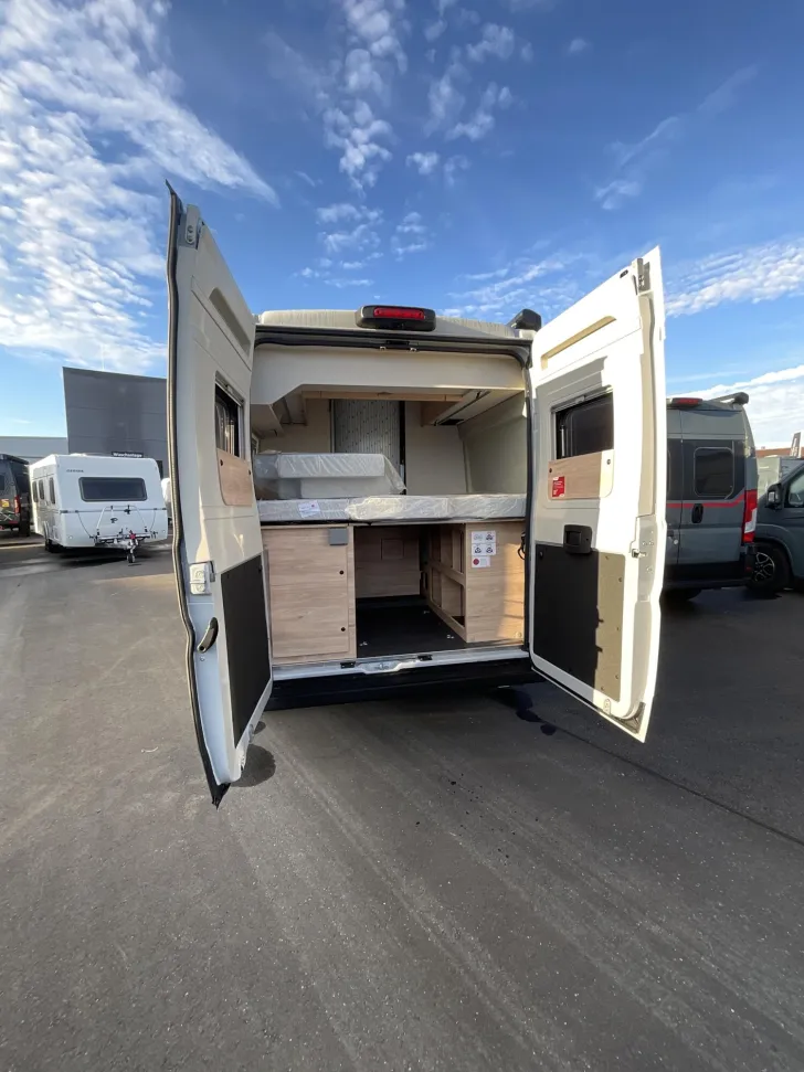 Fahrzeugbild Dethleffs Globetrail 600 DR Fiat 95 Year-Paket, Dieselh. #22