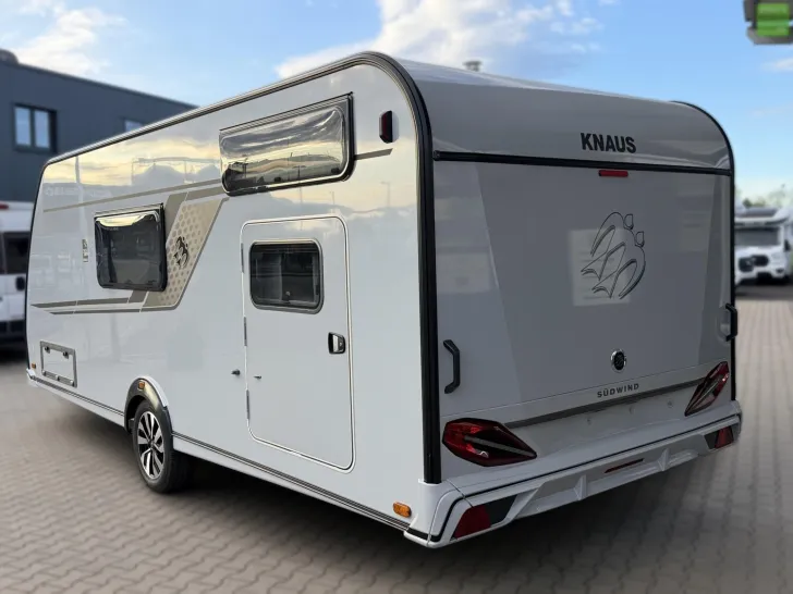Fahrzeugbild Knaus Südwind BLACK SELECTION 580 QS 3er-Etagenbett 27 #5