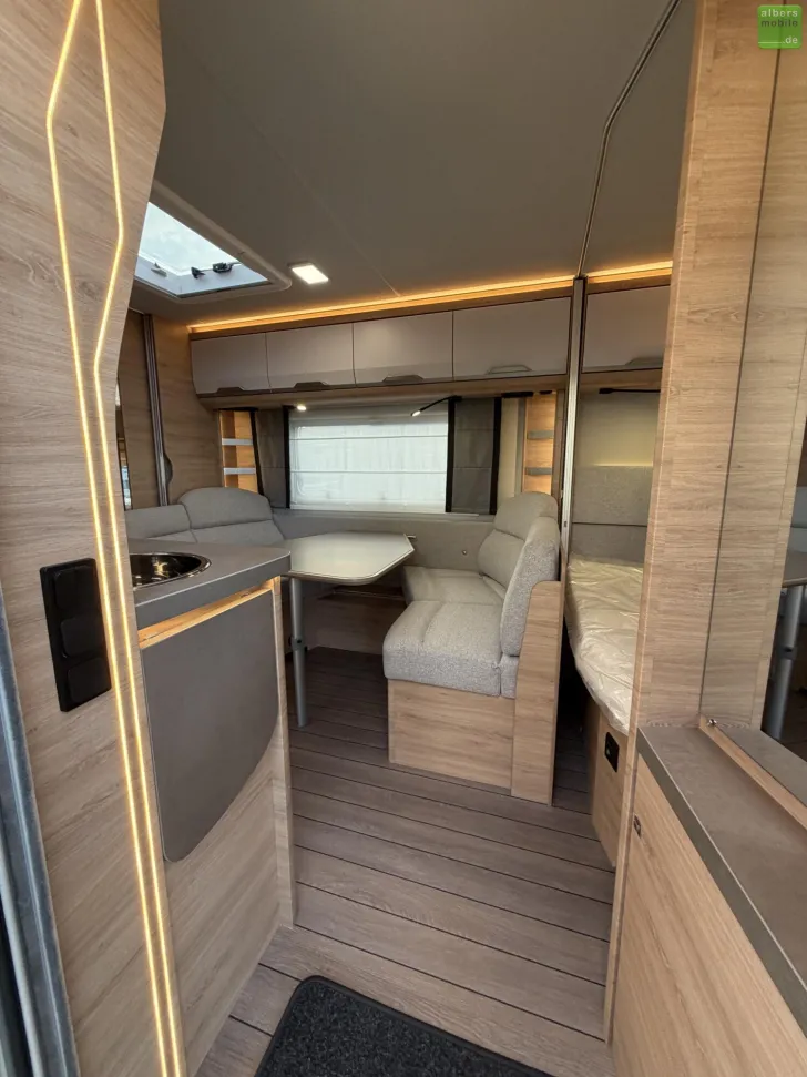Fahrzeugbild Knaus Südwind BLACK SELECTION 580 QS 3er-Etagenbett 27 #8