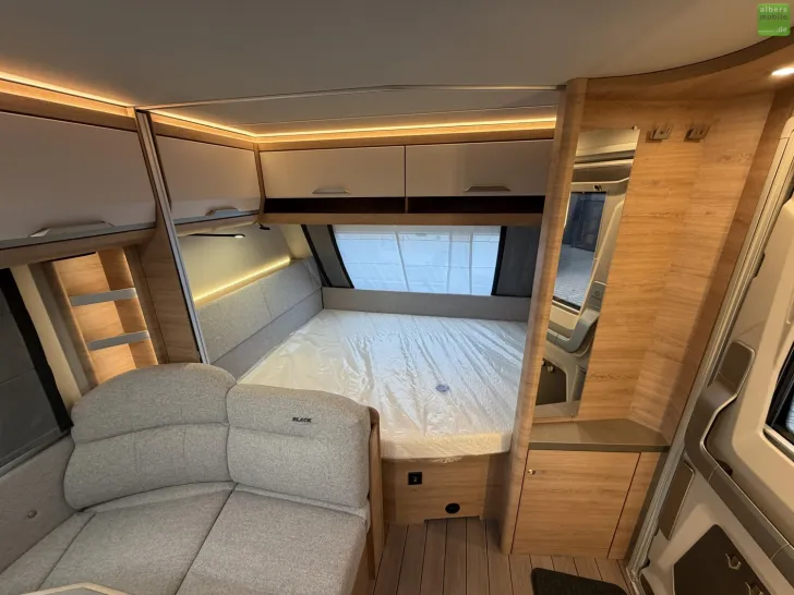 Fahrzeugbild Knaus Südwind BLACK SELECTION 580 QS 3er-Etagenbett 27 #13