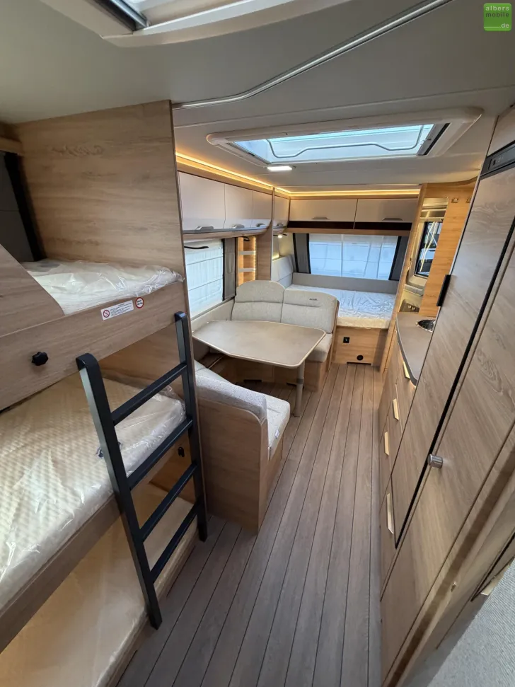 Fahrzeugbild Knaus Südwind BLACK SELECTION 580 QS 3er-Etagenbett 27 #28