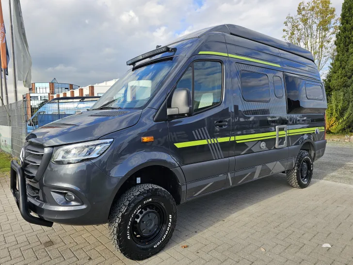 Fahrzeugbild Hymer Camper Van Grand Canyon CrossOver UVP 151.790,- 23.490,- sparen! #3