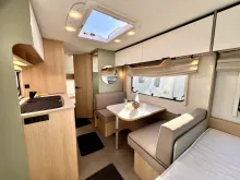 Fahrzeugbild LMC Style 490 K mit Mover+Wigo Rolloí #8
