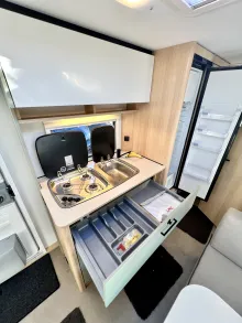 Fahrzeugbild LMC Style 490 K mit Mover+Wigo Rolloí #9