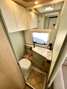 Fahrzeugbild LMC Style 490 K mit Mover+Wigo Rolloí #10