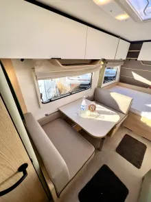 Fahrzeugbild LMC Style 490 K mit Mover+Wigo Rolloí #11