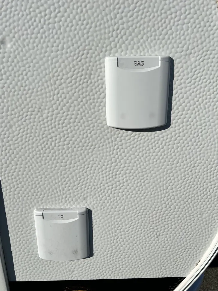 Fahrzeugbild LMC Style 490 K mit Mover+Wigo Rolloí #28