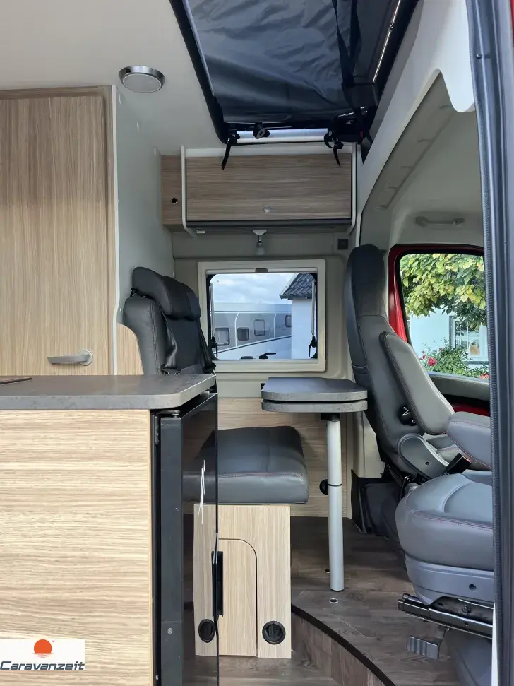 Fahrzeugbild Sunlight Camper Van Cliff 540 Adventure Edition RT Back Rack + Lightbar #7