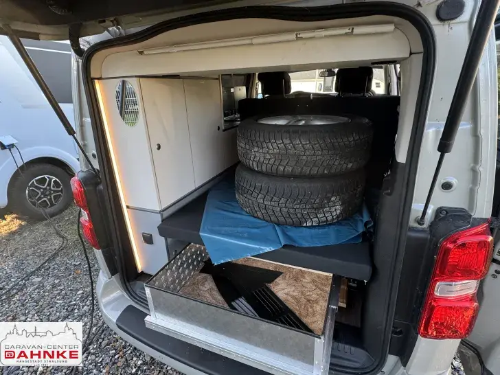 Fahrzeugbild Dethleffs Sonstige CROSSCAMP Kocher / Kühlbox & AHK #9
