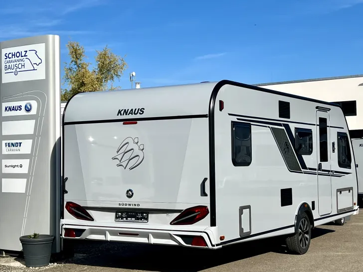 Fahrzeugbild Knaus Südwind 580 QS Black Selection #1