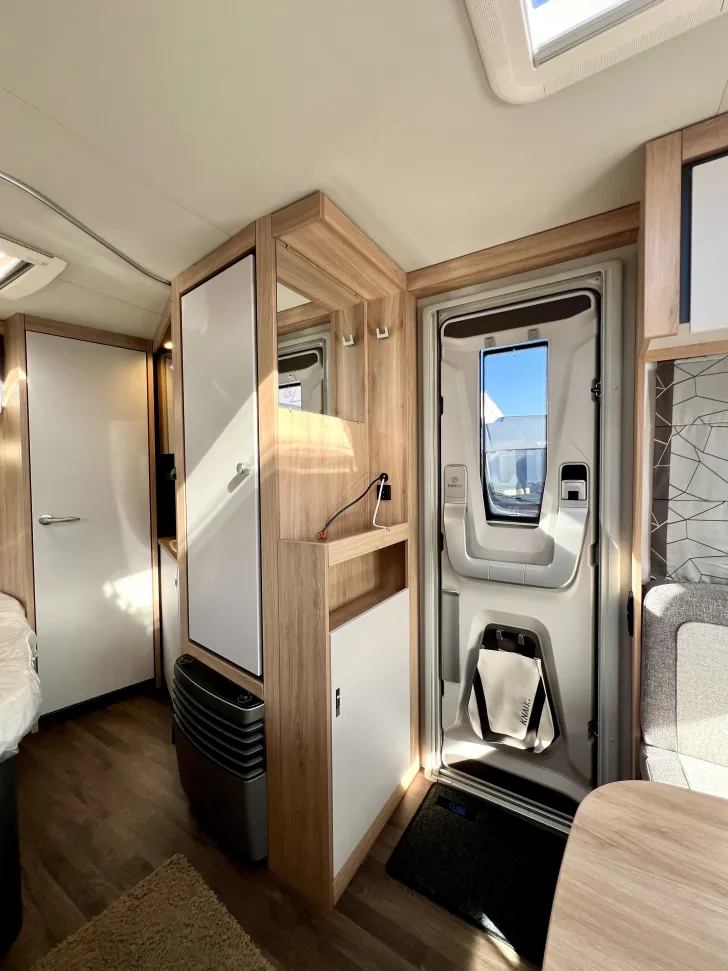 Fahrzeugbild Knaus Sport 450 FU #19
