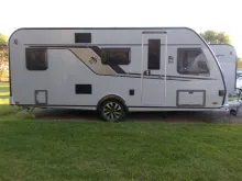 Fahrzeugbild Knaus Südwind 500 QDK Black Selection 3er Etagenbett mit Garagentür #4