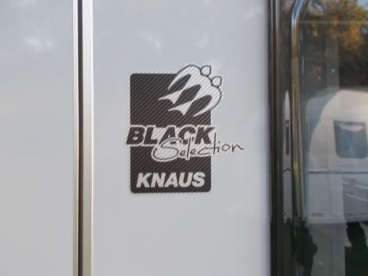 Fahrzeugbild Knaus Südwind 500 QDK Black Selection 3er Etagenbett mit Garagentür #28