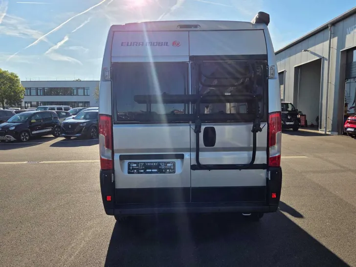 Fahrzeugbild Eura Mobil Van 595 HB+AT9G+Pano+Solar+Fahrtr.2+ #28