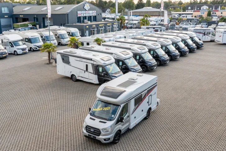 Fahrzeugbild Roller Team Kronos Fit 235 TL *2027*Motorradträger*Solar*TV #1