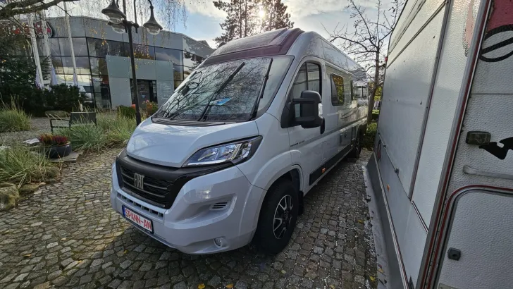Fahrzeugbild Hobby Vantana De Luxe K65 ET /SAT/TV/140PS/DuoControl #3
