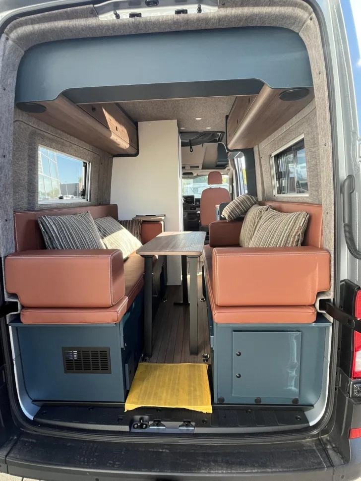 Fahrzeugbild Hymer Camper Van Car 602 #12
