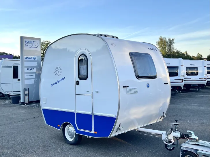 Fahrzeugbild Knaus Schwalbennest 250 D #3