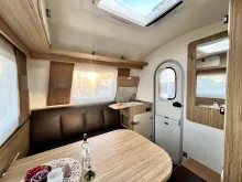 Fahrzeugbild Knaus Schwalbennest 250 D #9