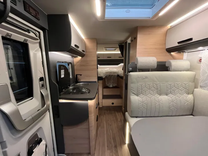 Fahrzeugbild Knaus L!VE TI 650 MEG Platinum Selection Modell 2027 Automatik #14
