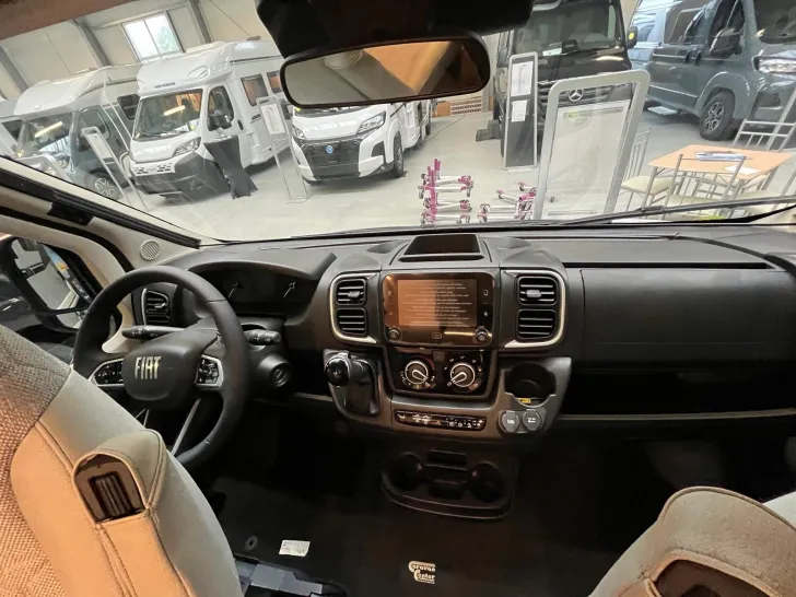 Fahrzeugbild Knaus L!VE TI 650 MEG Platinum Selection Modell 2027 Automatik #15
