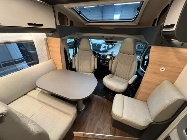 Fahrzeugbild Knaus L!VE TI 650 MEG Platinum Selection Modell 2027 Automatik #9