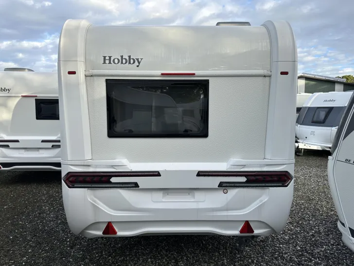 Fahrzeugbild Hobby OnTour 390 SF 1,5t, Bugfenster #3