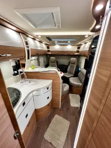 Fahrzeugbild Carthago chic c-line I 4.9 LE L Hubstützen+Luftfederung+18"ORC #25