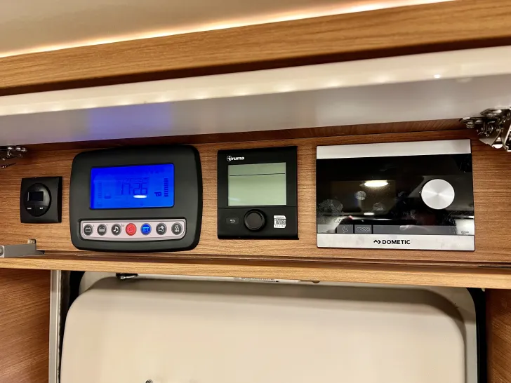 Fahrzeugbild Carthago chic c-line I 4.9 LE L Hubstützen+Luftfederung+18"ORC #28