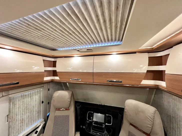 Fahrzeugbild Carthago chic c-line I 4.9 LE L Hubstützen+Luftfederung+18"ORC #30