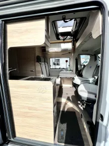 Fahrzeugbild Knaus BoxLife Pro 600 STREET 60 Years mit Aufstelldach+AHK+Lithium #7